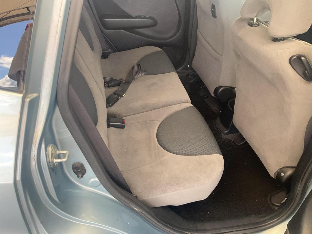 Photo '8' of Honda FIT Photo '8' of Honda FIT