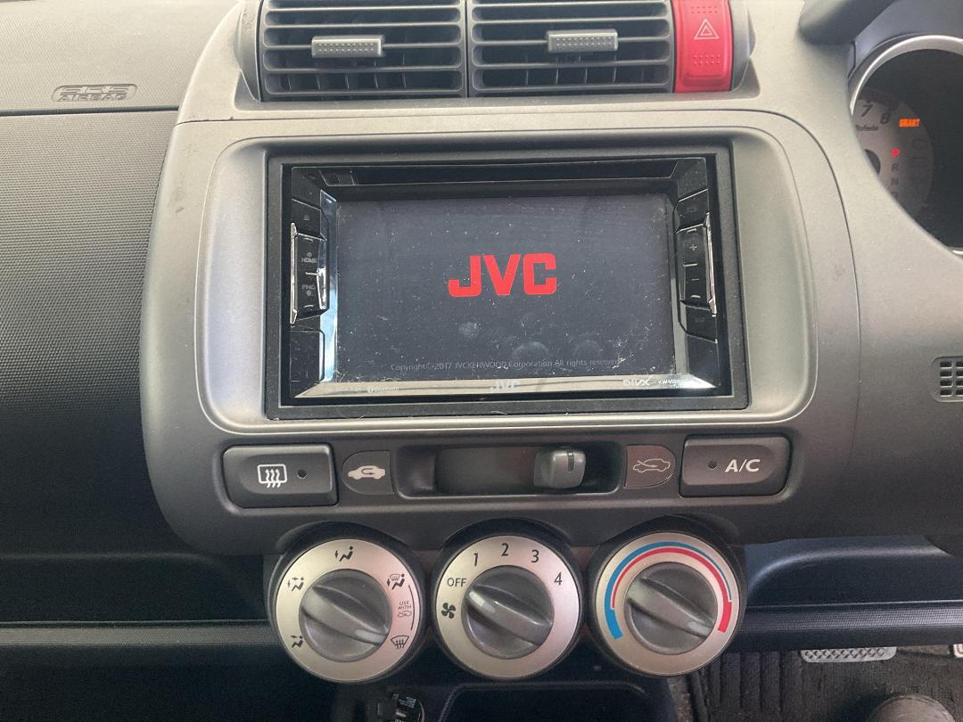 Photo '12' of Honda FIT Photo '12' of Honda FIT