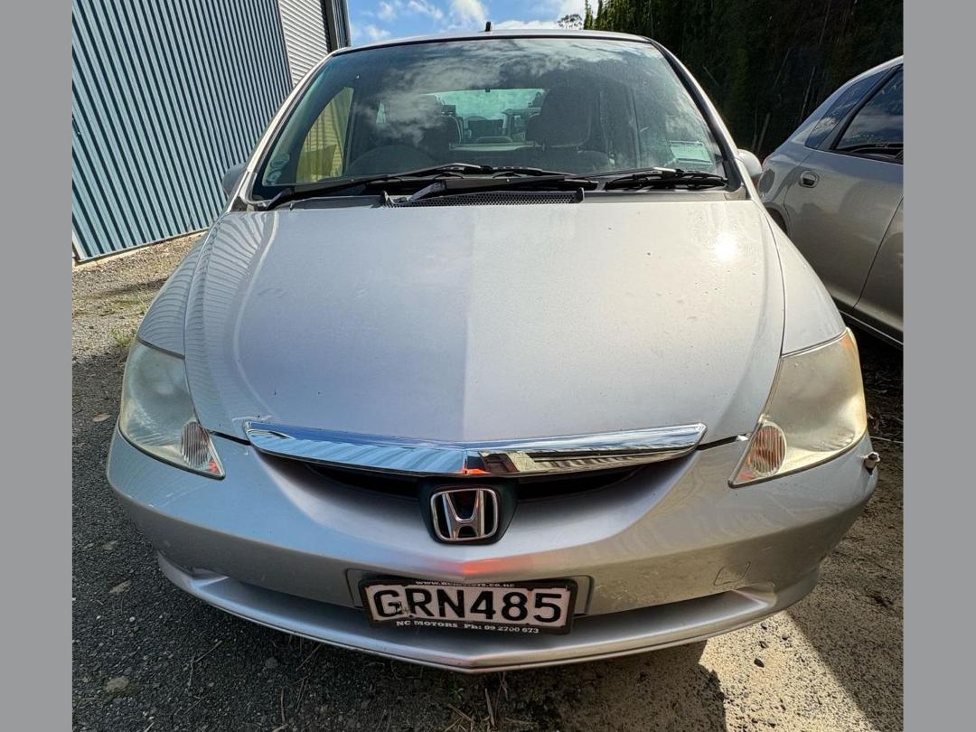 Photo '8' of Honda FIT Aria 1500 Photo '8' of Honda FIT Aria 1500