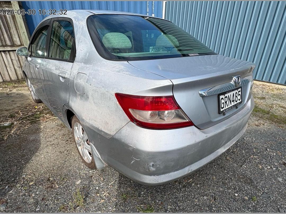 Photo '10' of Honda FIT Aria 1500 Photo '10' of Honda FIT Aria 1500