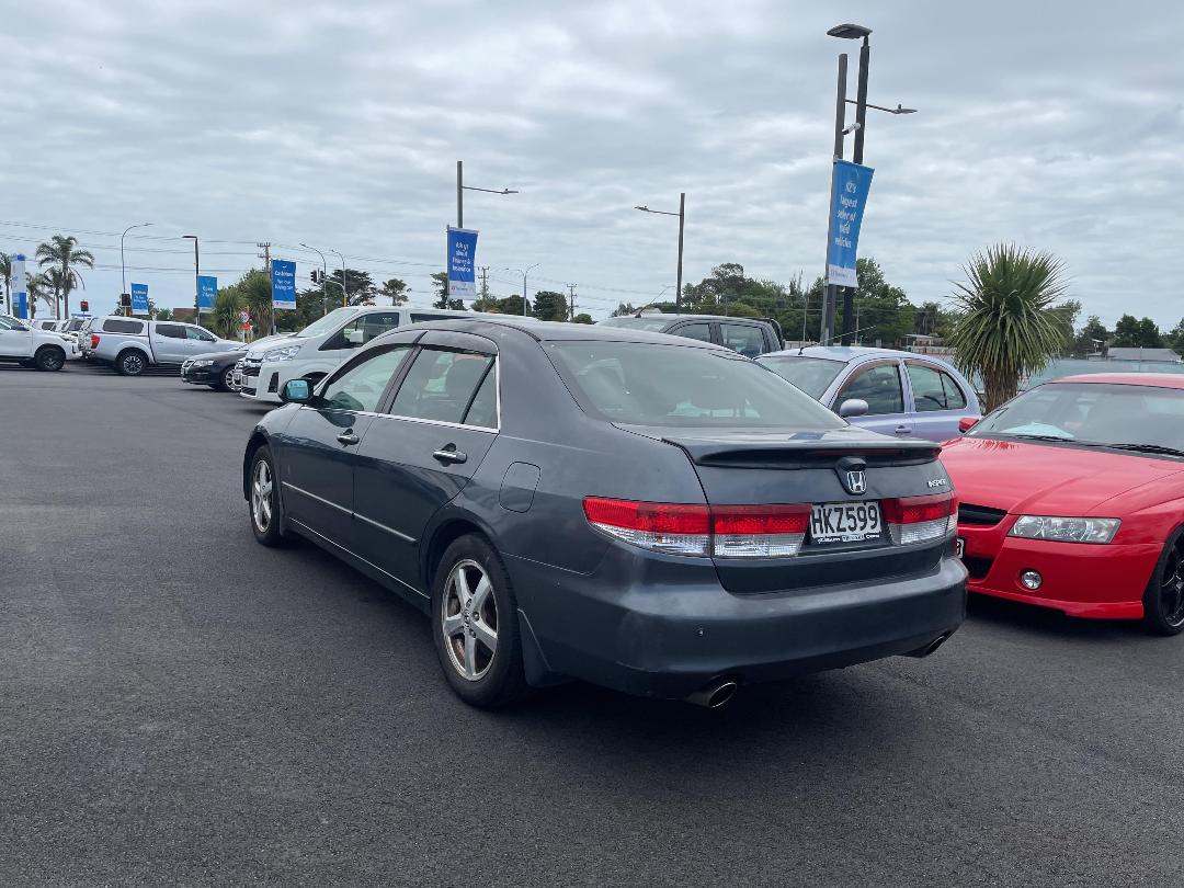 Photo '5' of Honda Inspire