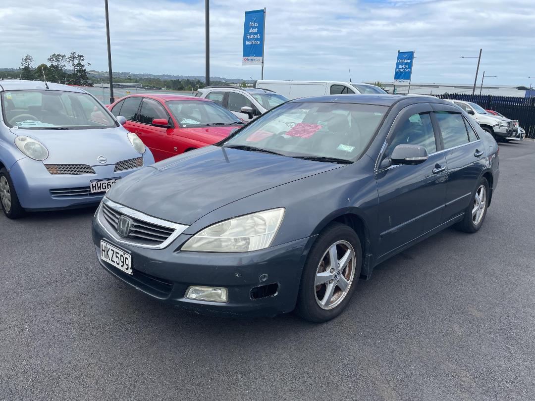 Photo '3' of Honda Inspire