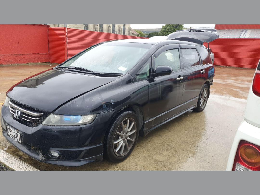 Photo '2' of Honda Odyssey