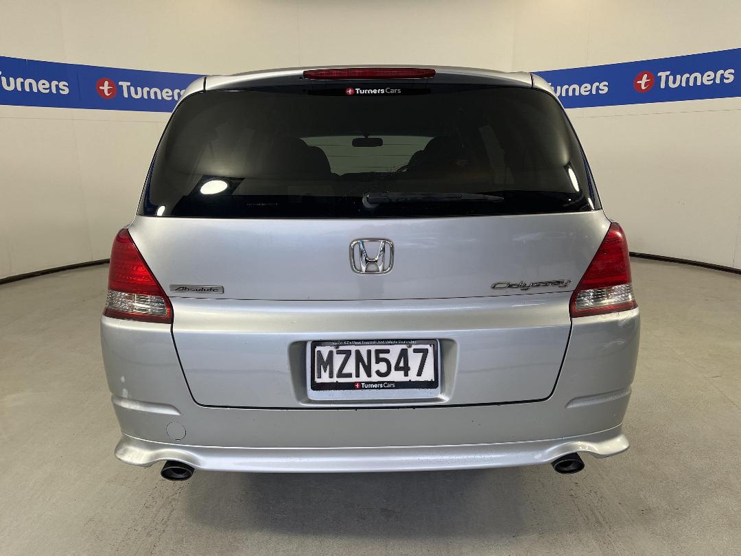 Photo '6' of Honda Odyssey