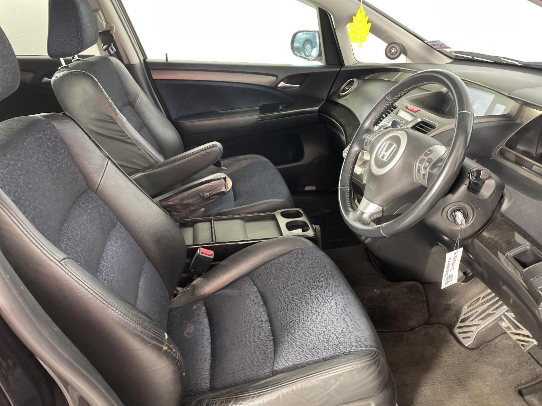 Photo '16' of Honda Odyssey