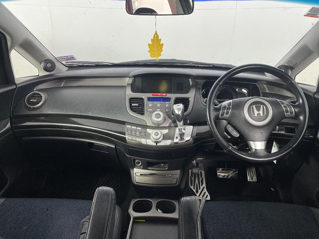 Photo '17' of Honda Odyssey