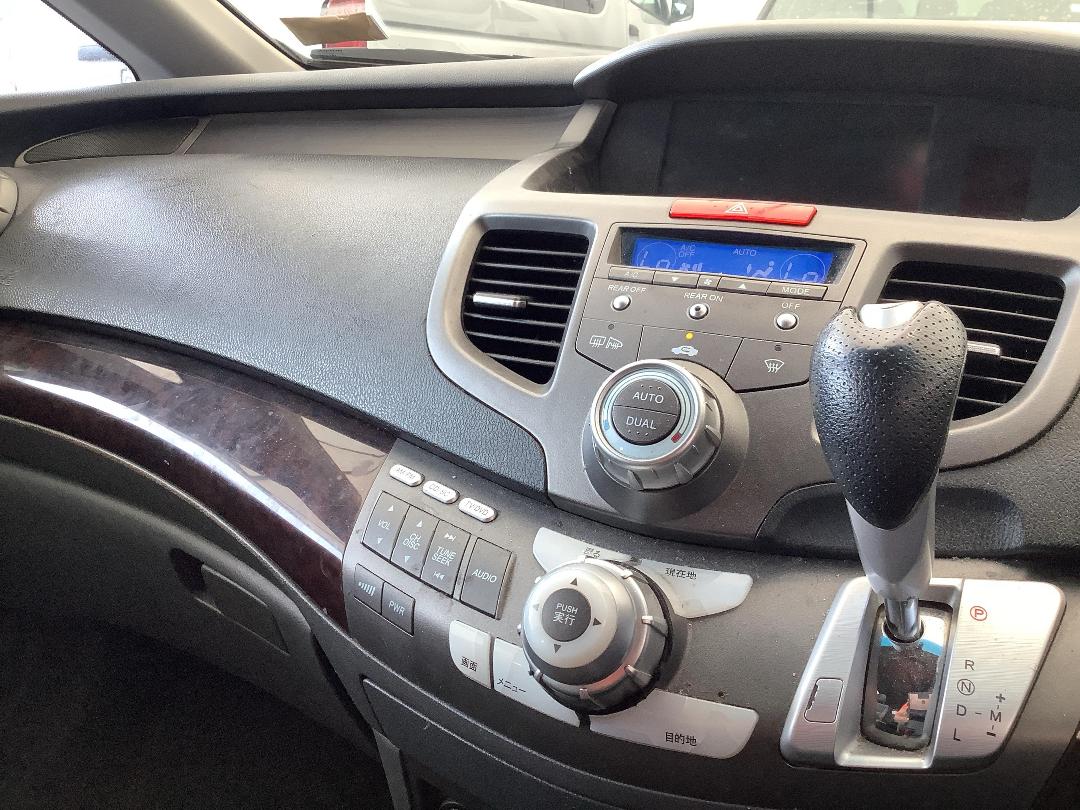 Photo '19' of Honda Odyssey