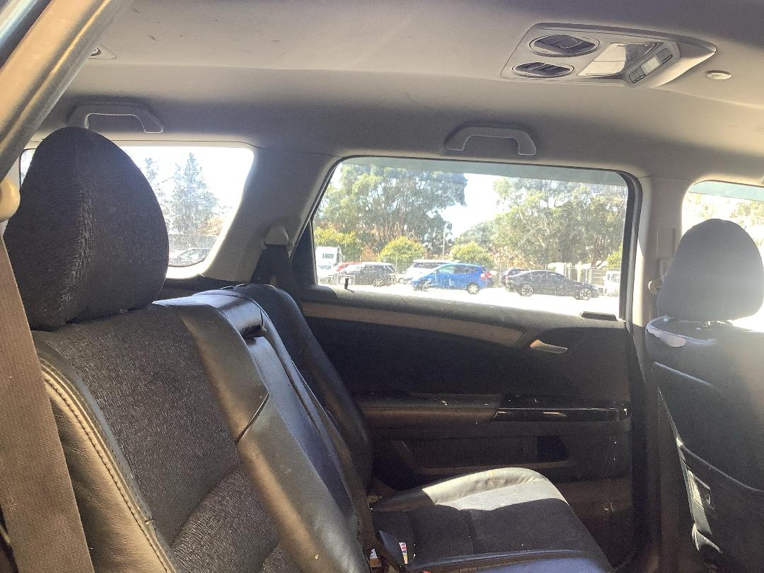 Photo '11' of Honda Odyssey Absolute Photo '11' of Honda Odyssey Absolute