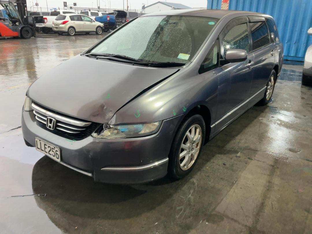 Photo '8' of Honda Odyssey