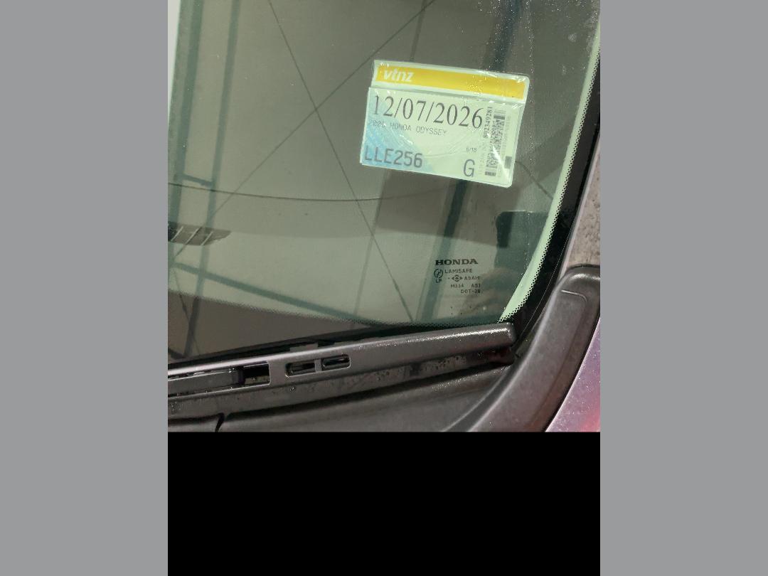 Photo '30' of Honda Odyssey