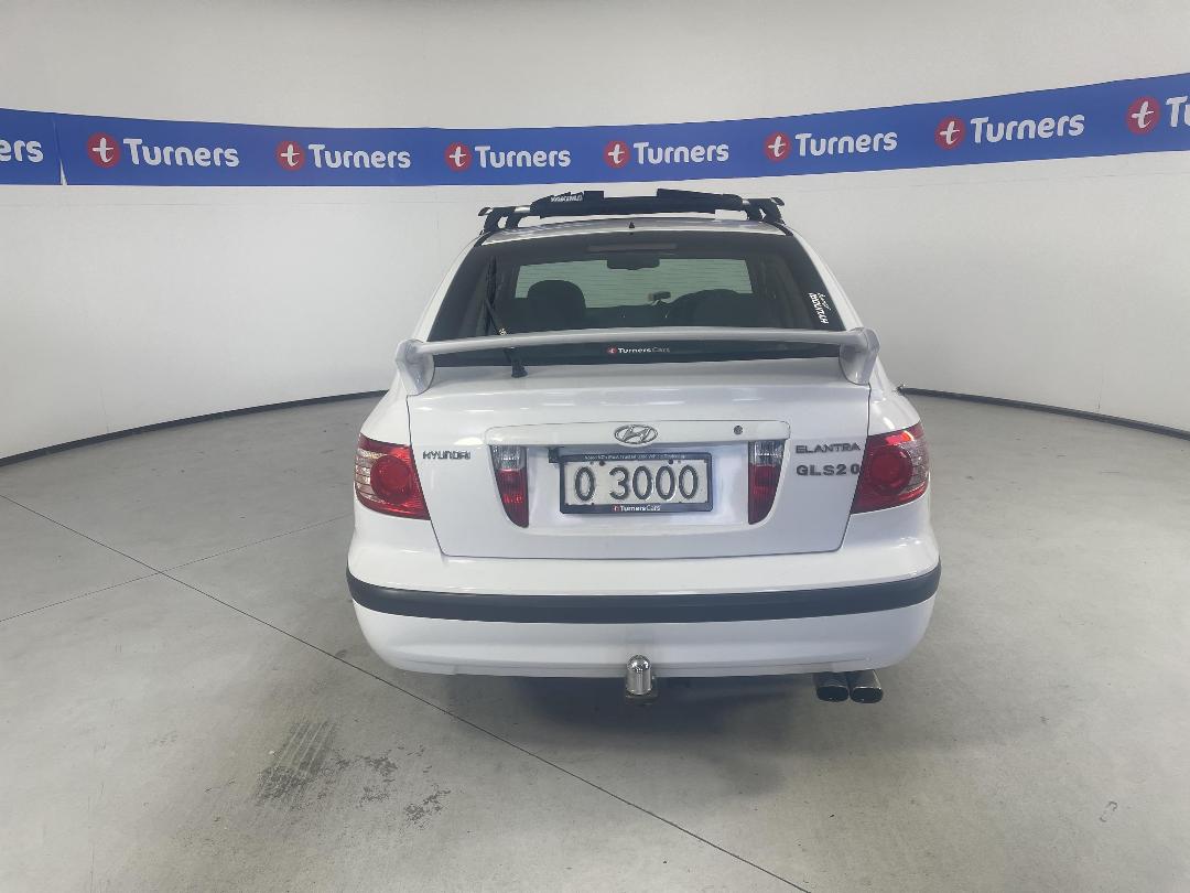 Photo '6' of Hyundai Elantra Photo '6' of Hyundai Elantra