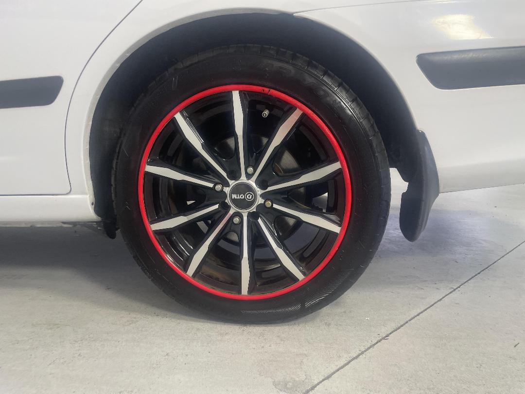 Photo '11' of Hyundai Elantra Photo '11' of Hyundai Elantra