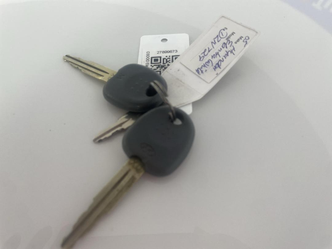 Photo '22' of Hyundai Elantra Photo '22' of Hyundai Elantra