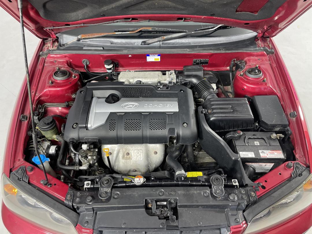 Photo '13' of Hyundai Elantra