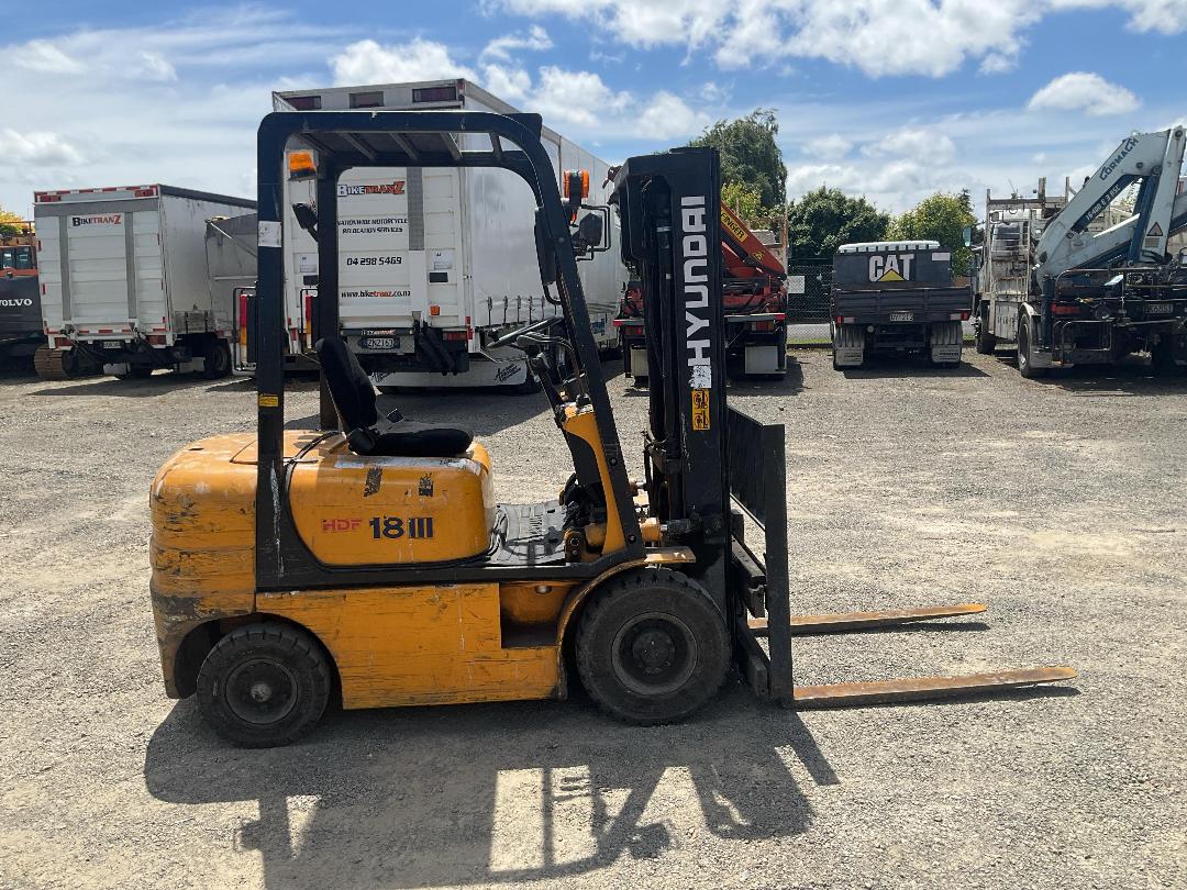 Photo '4' of Hyundai HDF18 Forklift