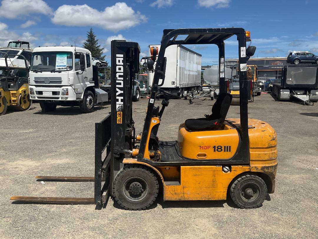 Photo '9' of Hyundai HDF18 Forklift