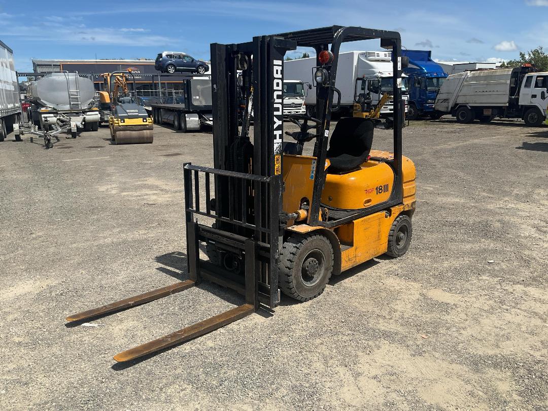 Photo '10' of Hyundai HDF18 Forklift
