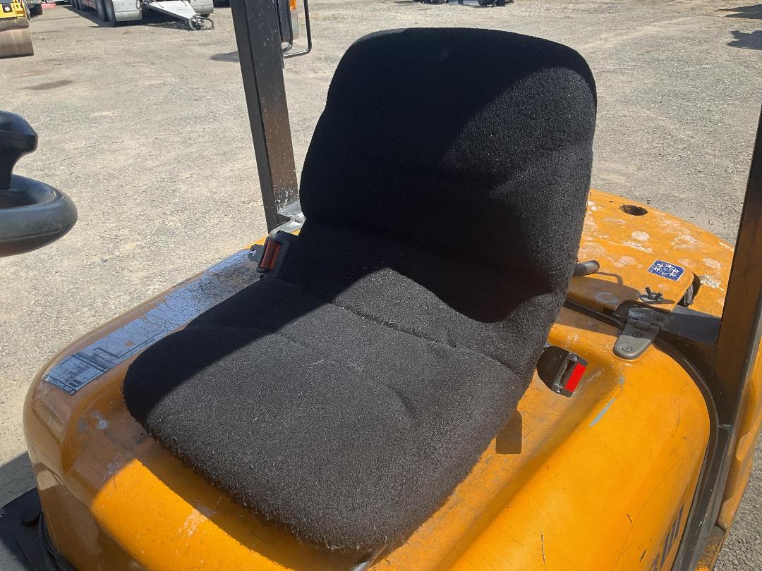 Photo '17' of Hyundai HDF18 Forklift