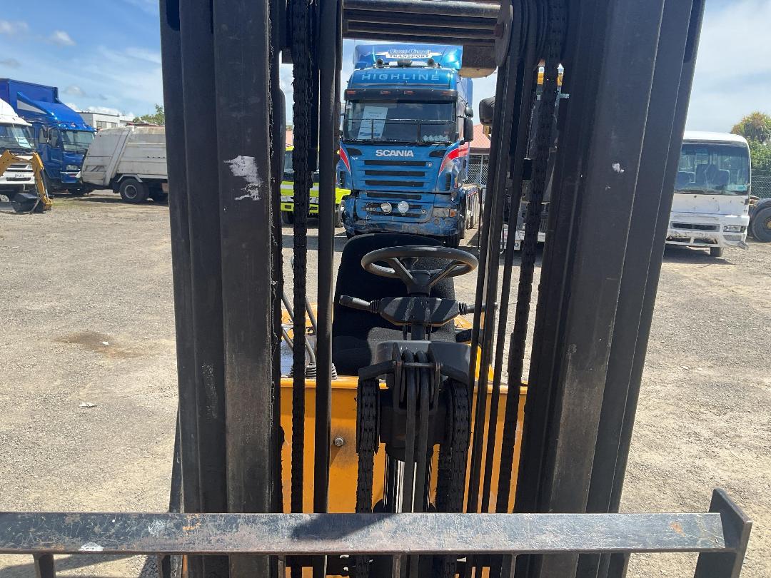 Photo '25' of Hyundai HDF18 Forklift