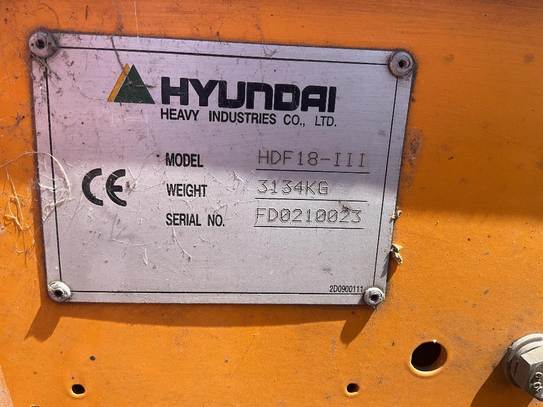 Photo '30' of Hyundai HDF18 Forklift