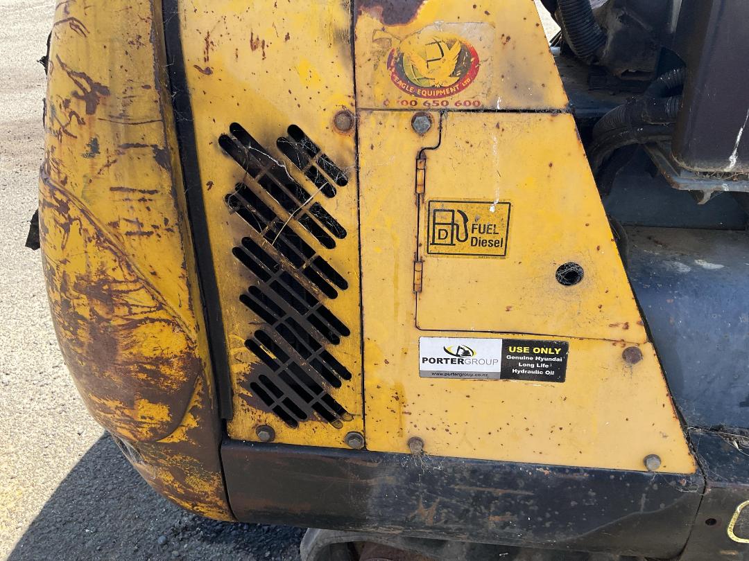 Photo '19' of Hyundai Rolex 1.5t Excavator