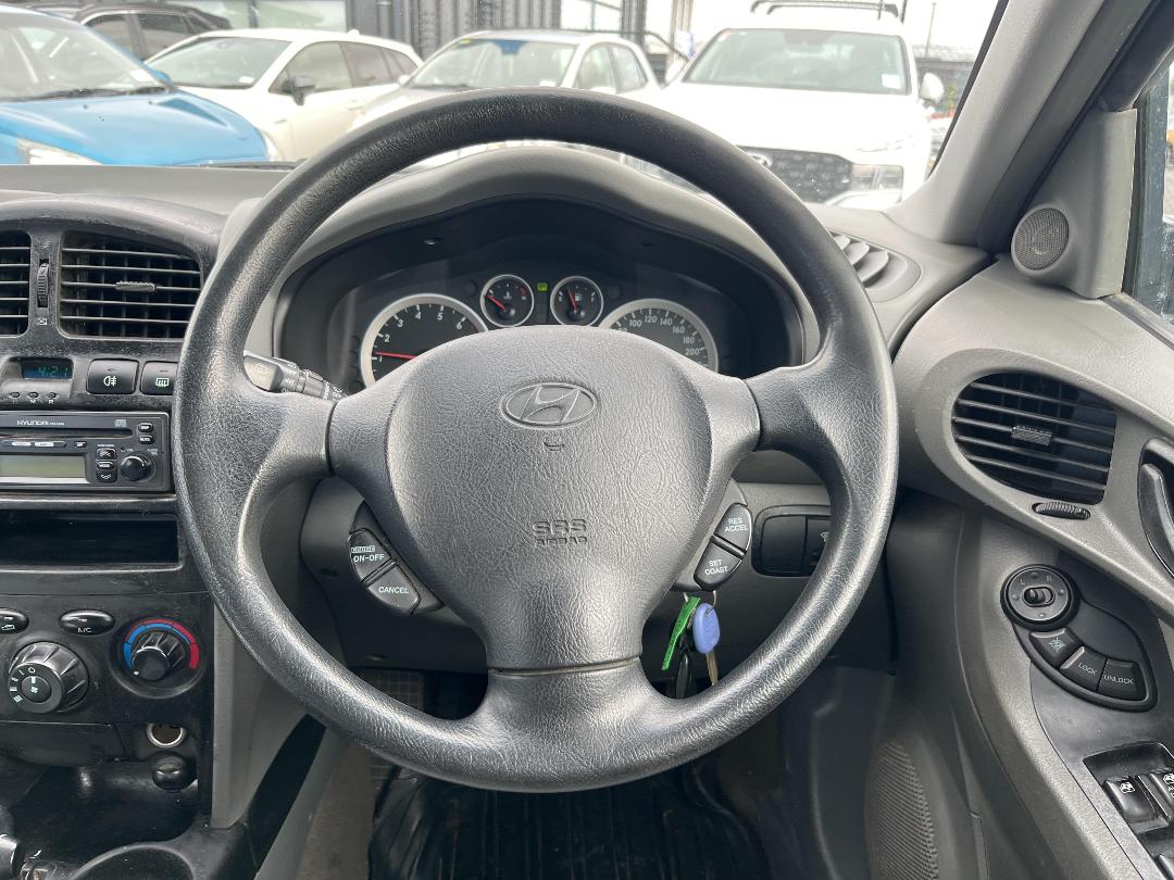 Photo '17' of Hyundai Santa FE V6 GL