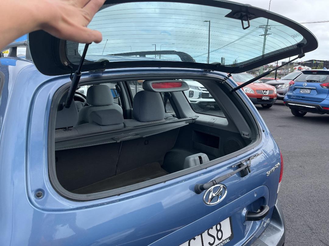 Photo '22' of Hyundai Santa FE V6 GL