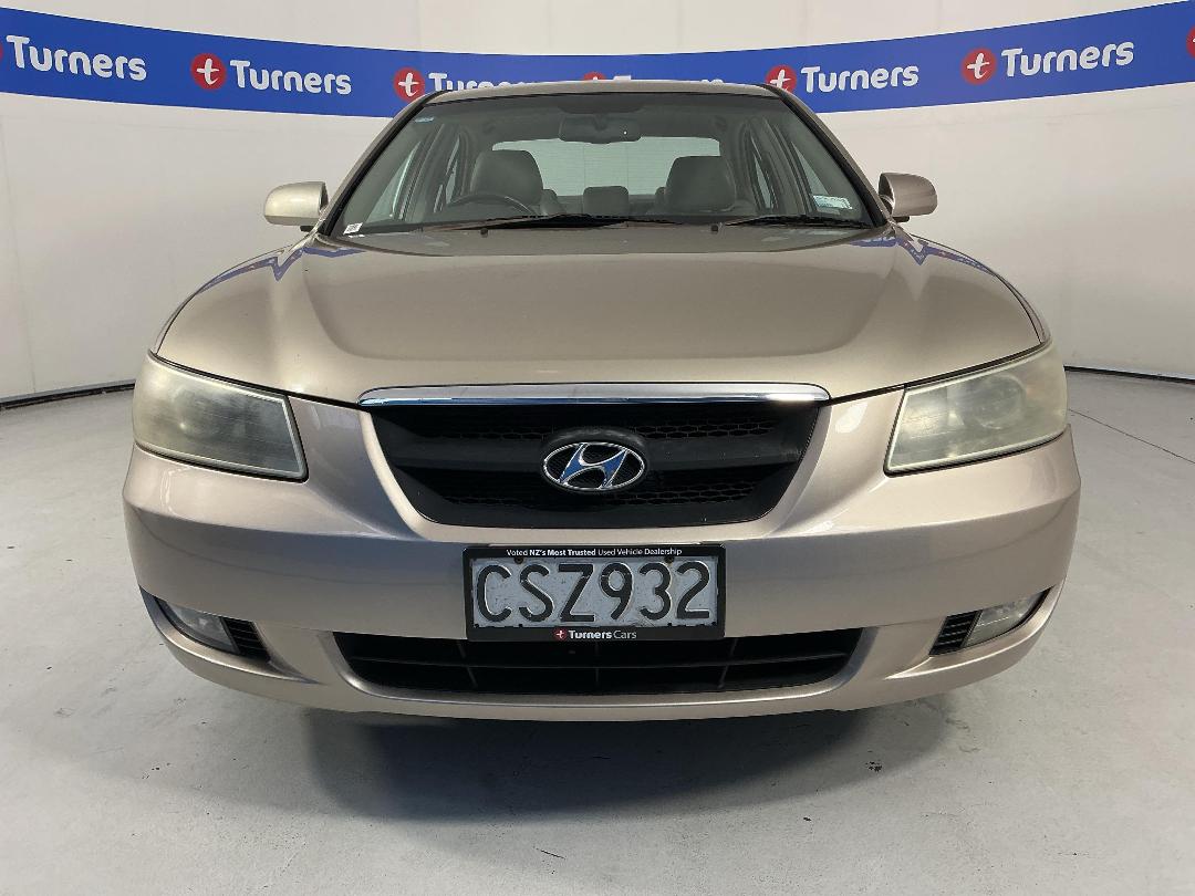 Photo '2' of Hyundai Sonata