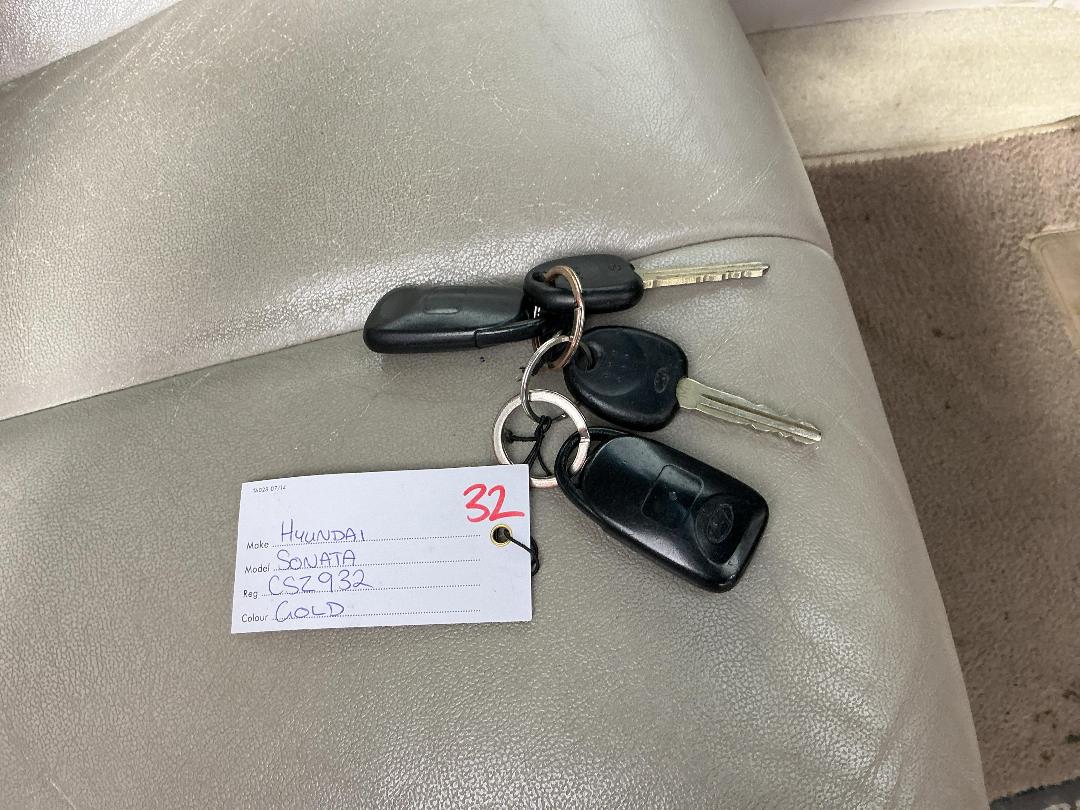 Photo '22' of Hyundai Sonata