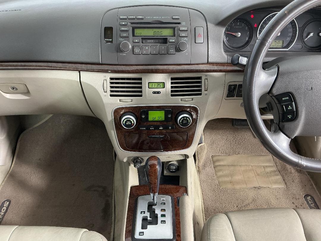 Photo '18' of Hyundai Sonata