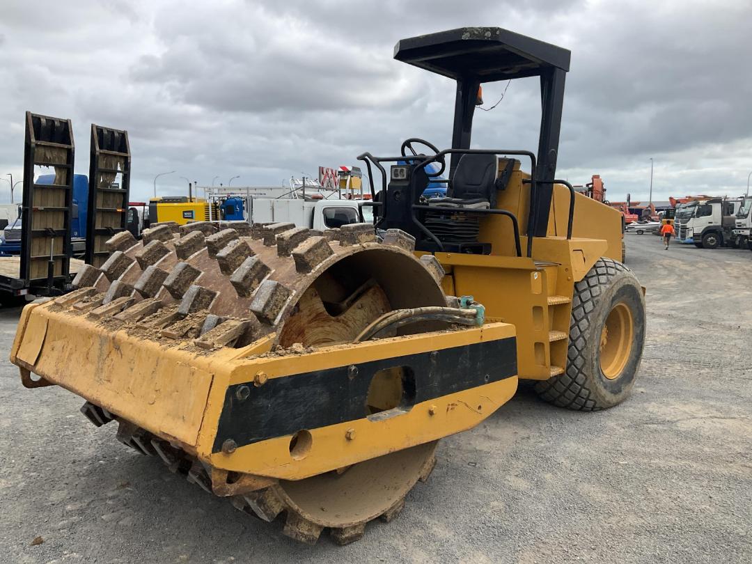 Photo '9' of Ingersol Rand SD-150F Propac Roller