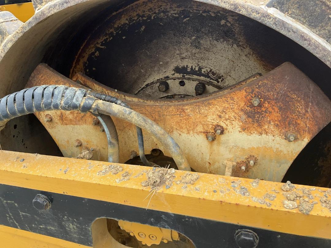 Photo '16' of Ingersol Rand SD-150F Propac Roller