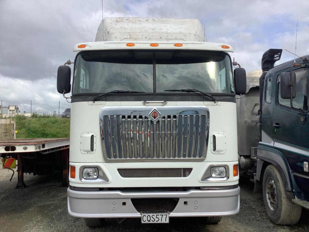Photo '3' of International 9800 EAGLE Cab Chassis Photo '3' of International 9800 EAGLE Cab Chassis