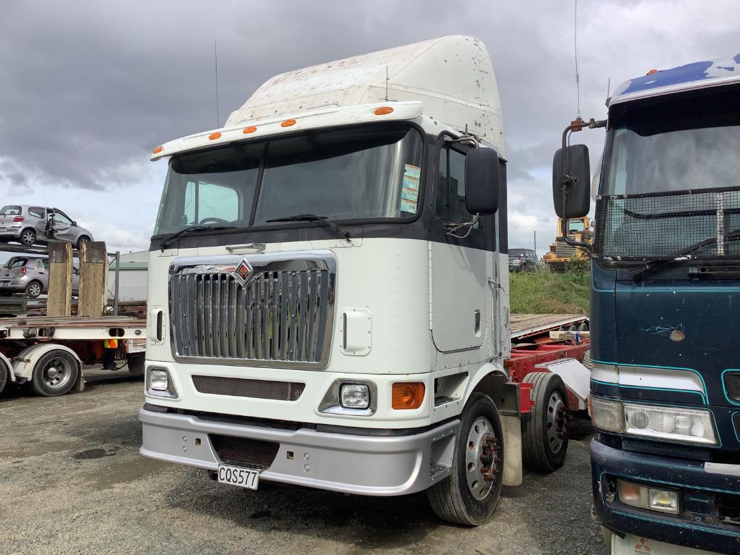Photo '4' of International 9800 EAGLE Cab Chassis Photo '4' of International 9800 EAGLE Cab Chassis