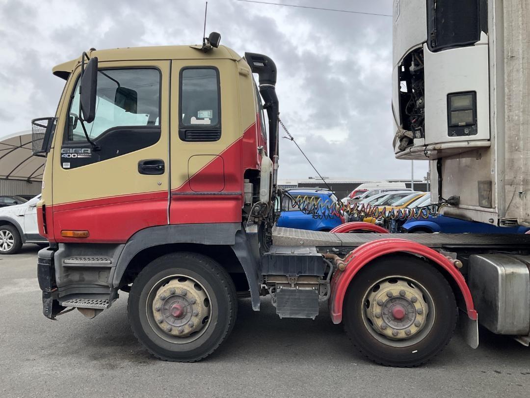Photo '20' of Isuzu 8x4 CX400 Tractor Unit