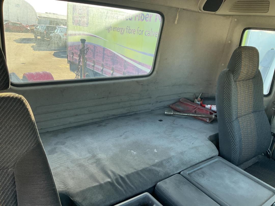 Photo '21' of Isuzu 8x4 CX400 Tractor Unit