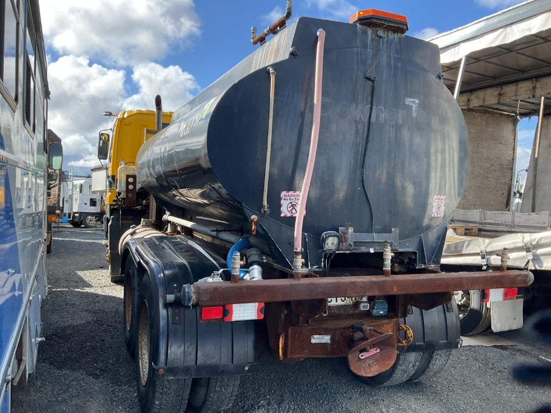 Photo '4' of Isuzu CXZ 400 GIGAMAX Tanker Photo '4' of Isuzu CXZ 400 GIGAMAX Tanker