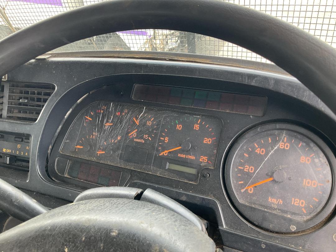 Photo '15' of Isuzu CXZ 400 GIGAMAX Tipper