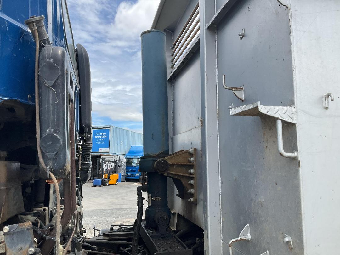 Photo '19' of Isuzu CXZ 400 GIGAMAX Tipper