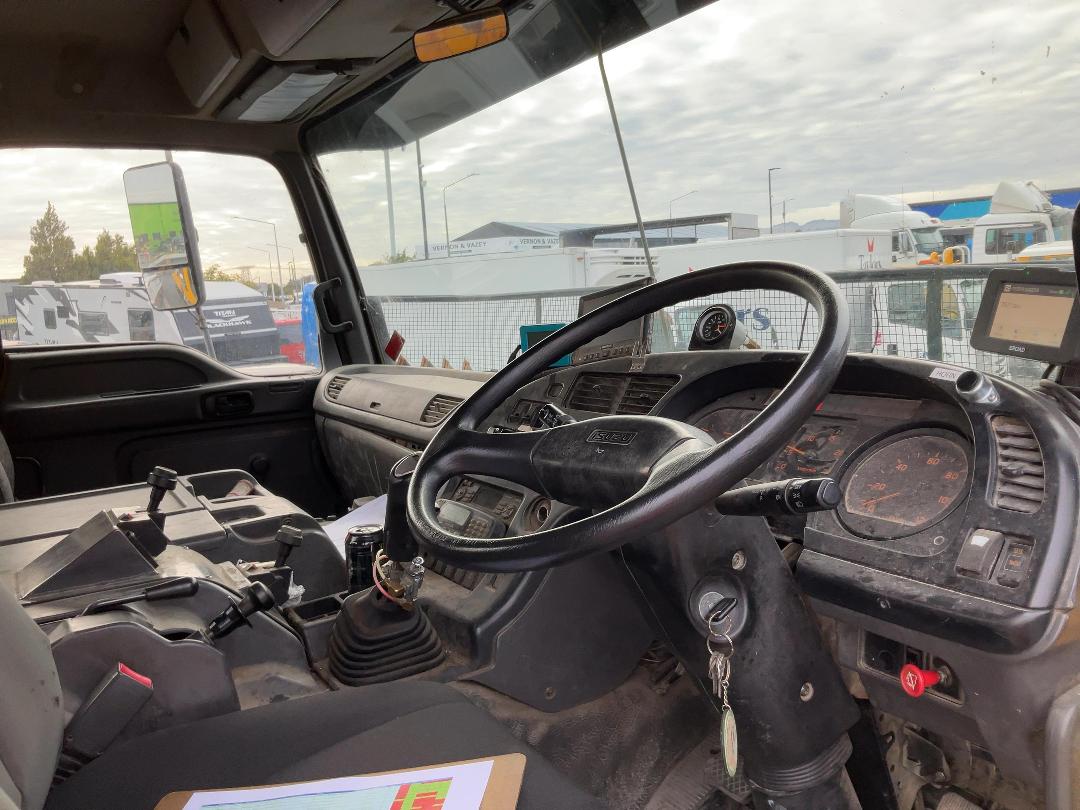 Photo '12' of Isuzu CXZ 400 GIGAMAX Tanker