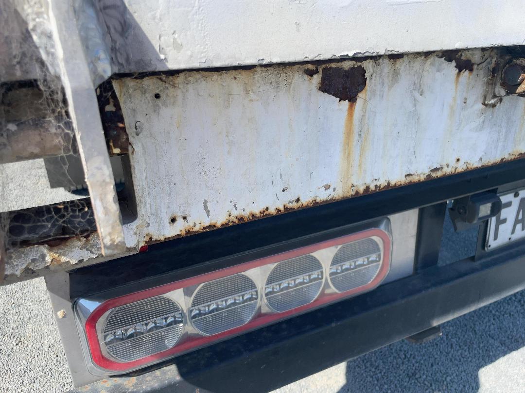 Photo '29' of Isuzu ELF NPR81 Tow Truck