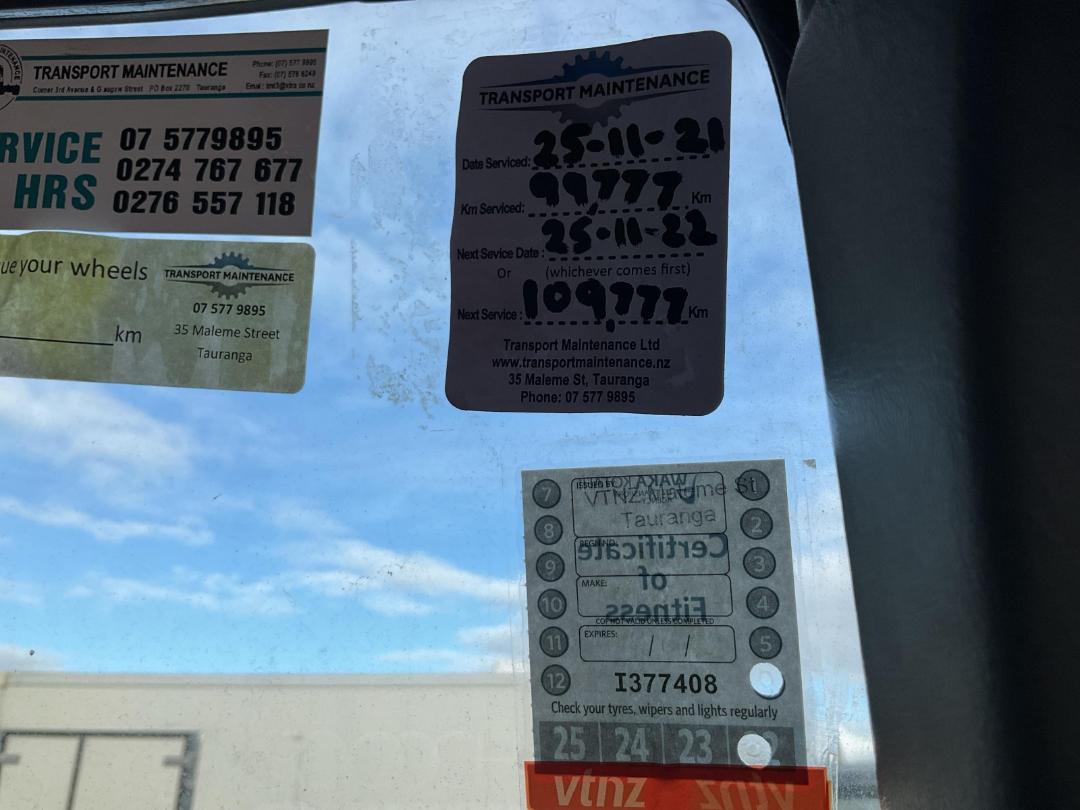 Photo '38' of Isuzu F Series FRR500 4X2 TRUCK Box Body