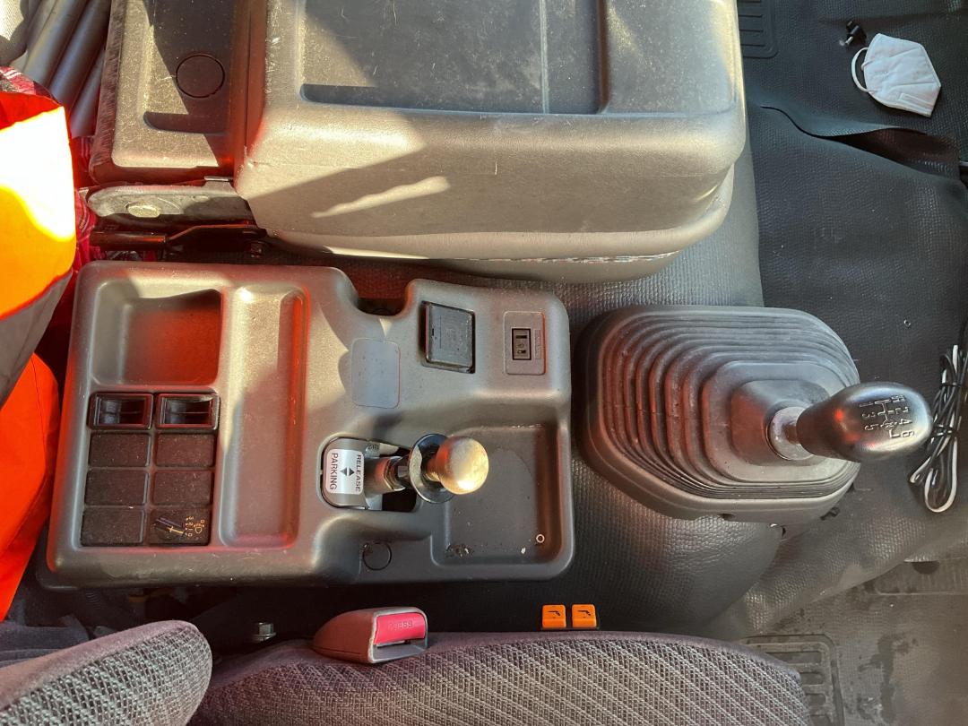 Photo '33' of Isuzu F Series FRR500 4X2 TRUCK Box Body