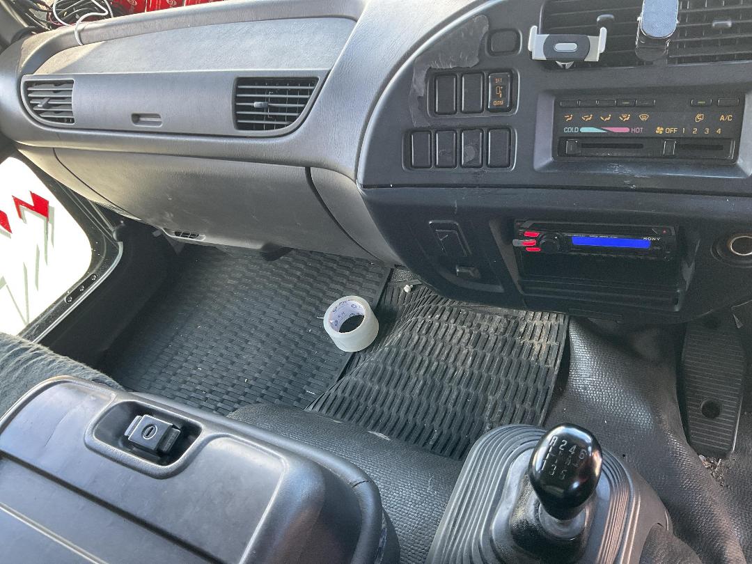 Photo '18' of Isuzu FRR 500F Curtainsider