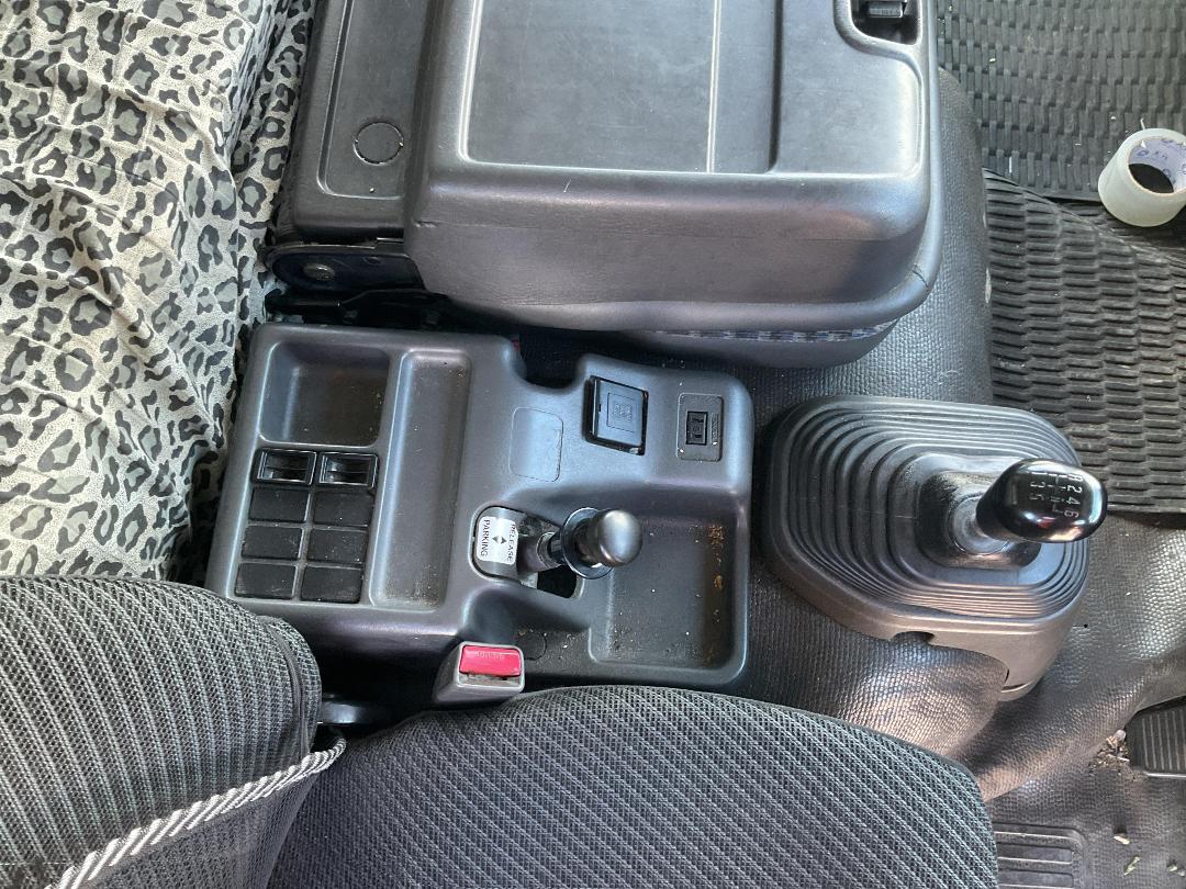 Photo '17' of Isuzu FRR 500F Curtainsider