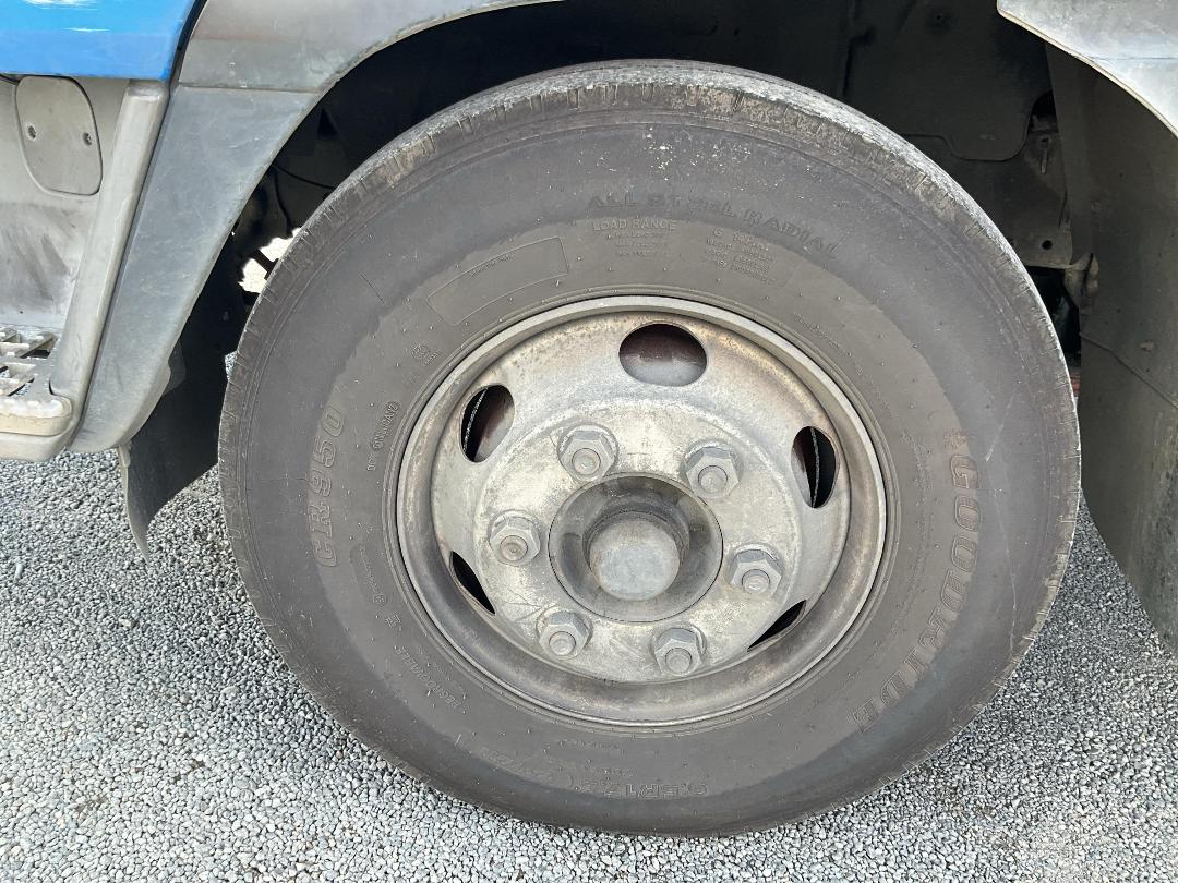 Photo '37' of Isuzu FRR 500F Curtainsider