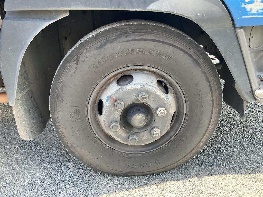 Photo '43' of Isuzu FRR 500F Curtainsider