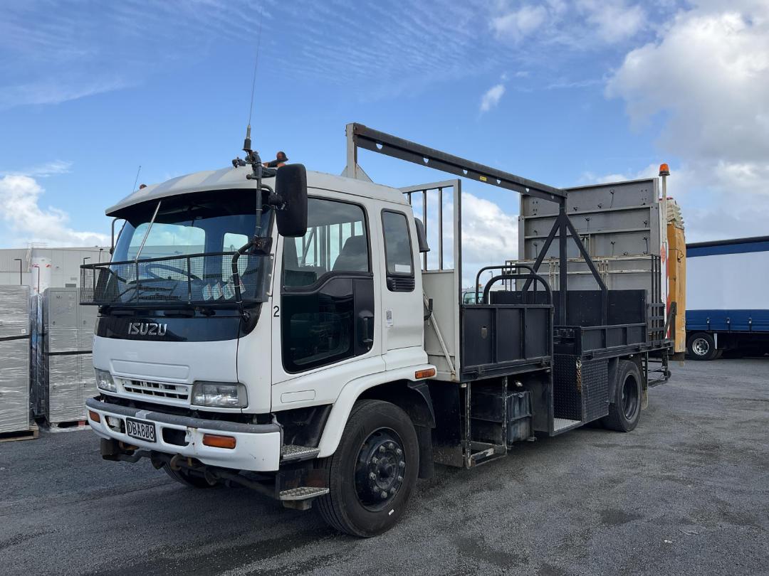 Photo '9' of Isuzu FTR 750 Road Management Photo '9' of Isuzu FTR 750 Road Management