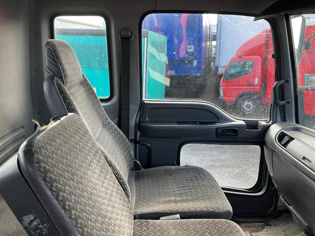 Photo '13' of Isuzu FTR 750 Road Management Photo '13' of Isuzu FTR 750 Road Management