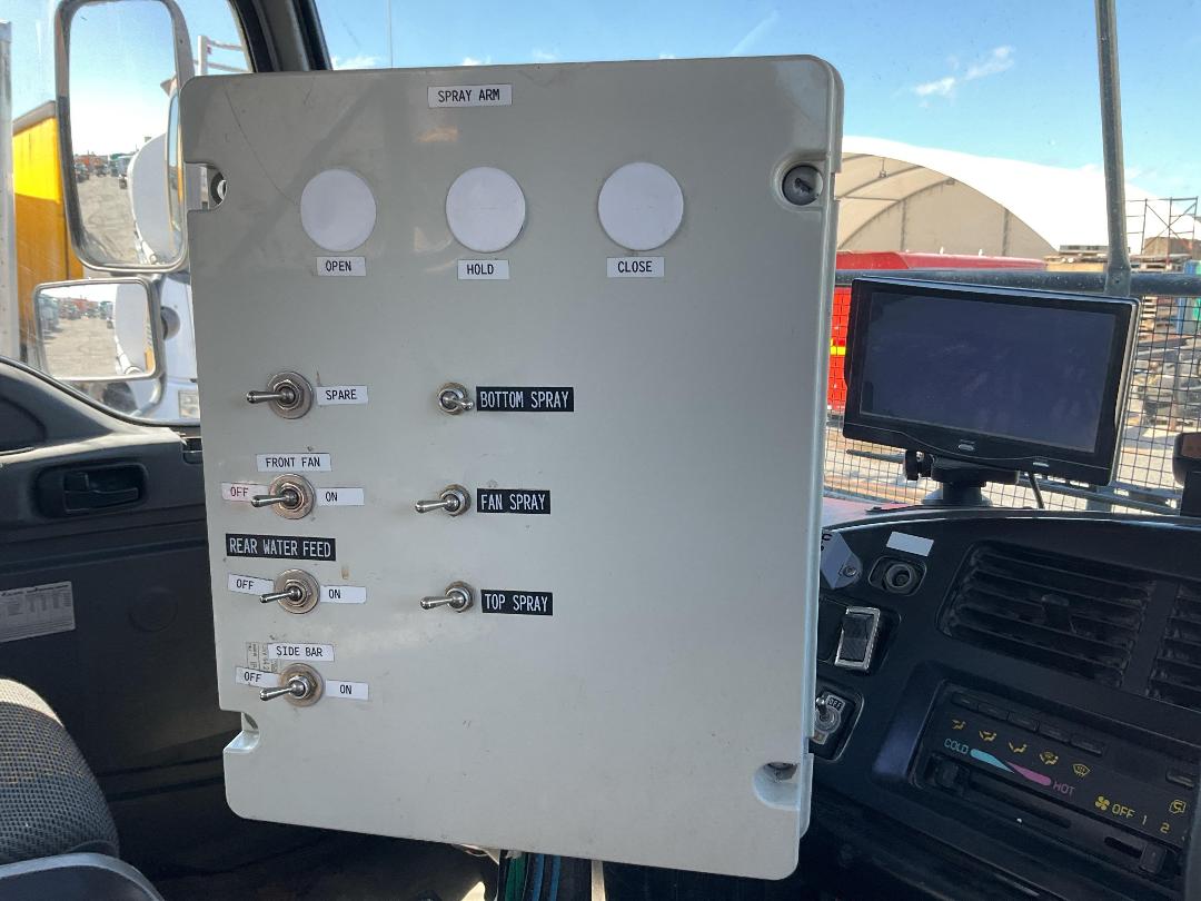 Photo '18' of Isuzu FVZ 1400A Tanker Photo '18' of Isuzu FVZ 1400A Tanker